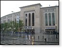 Nový baseballový stadion New York Yankees (stanice metra 161st St - Yankee Stadium Station)