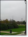 Park Tuileries - v mlze Eiffelova věž